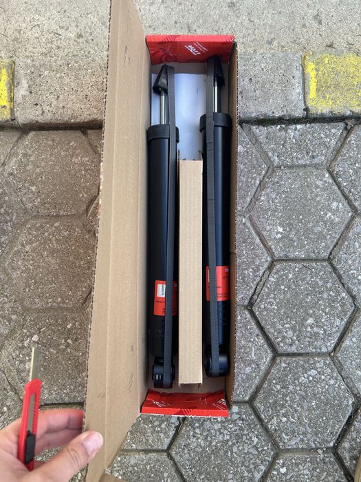 Амортисьори TRW Накладки части за Audi А6 / A7 / Q5