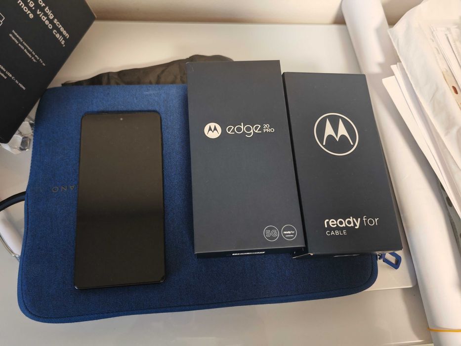 НОВ Motorola EDGE 20 Pro 256GB 12GB Dual SIM Пълен Комплект