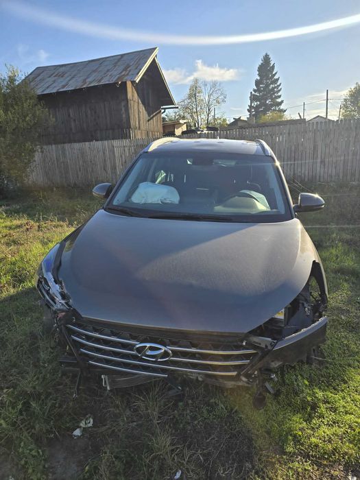 Vand Hyundai tucson avariat 20202