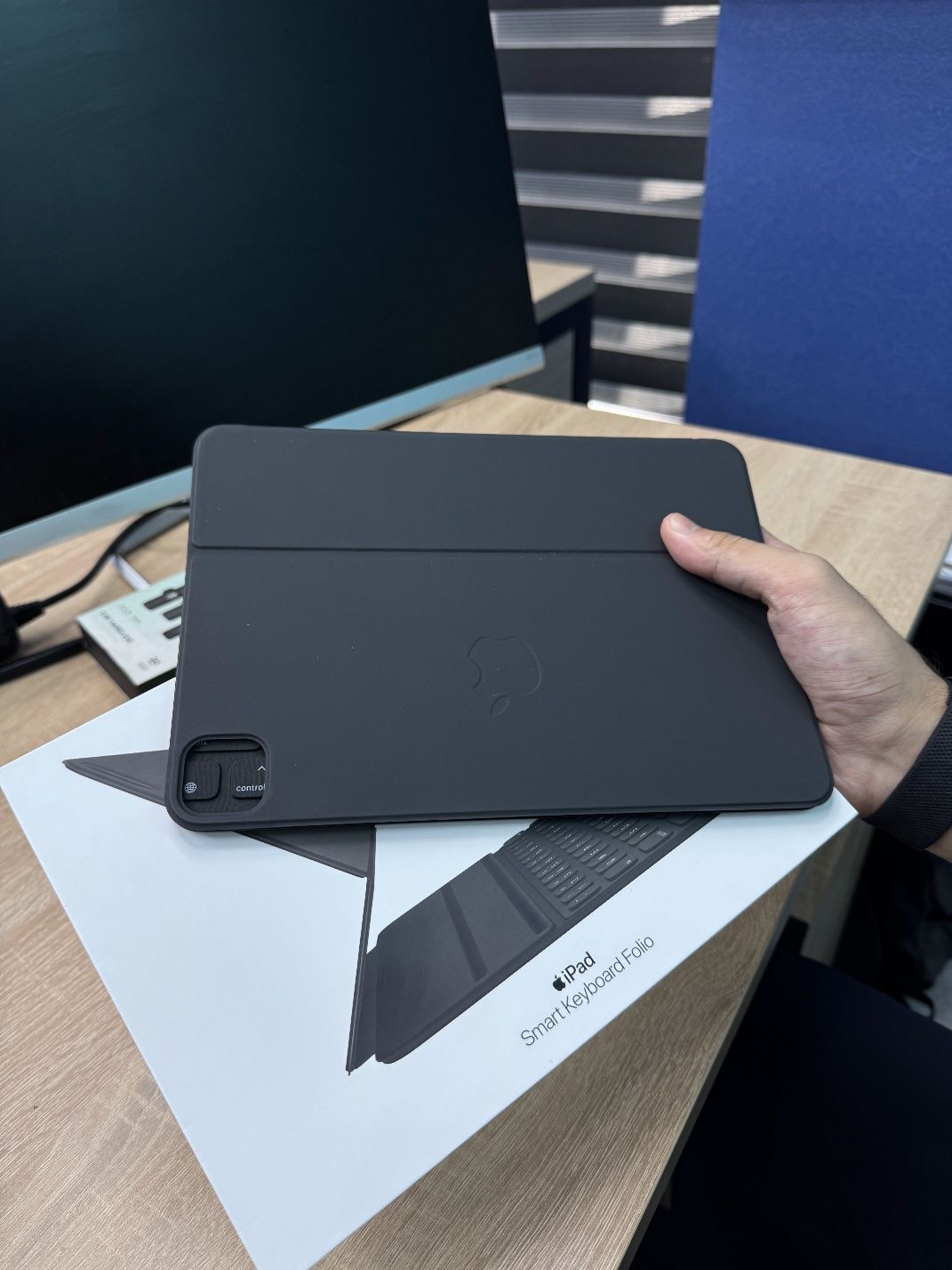 iPad uchun Apple Smart Keyboard - Offitsialniy garantyasi bilan