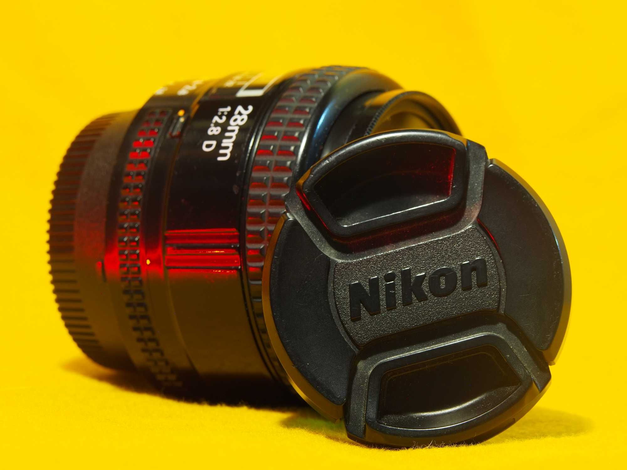 Обектив Nikon AF Nikkor 28mm 1:2.8 D