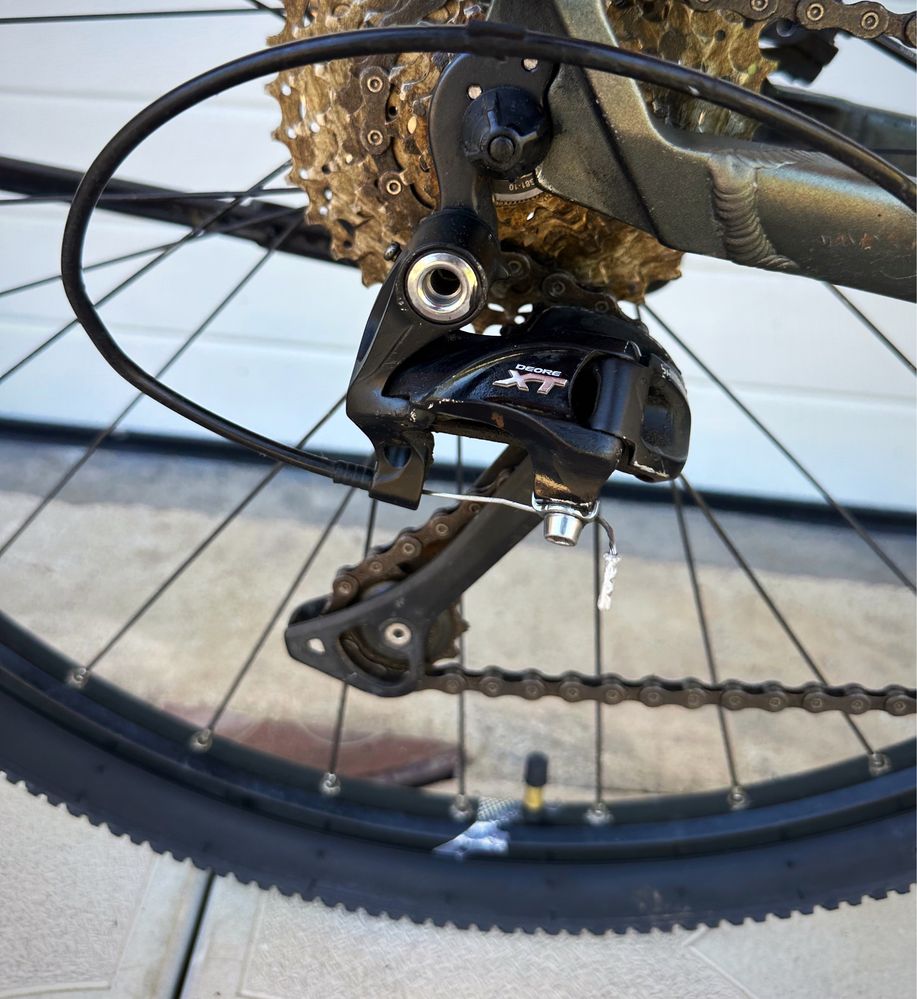 Vand Bicicleta CUBE,rotii pe 29,echip shim Deore XT!