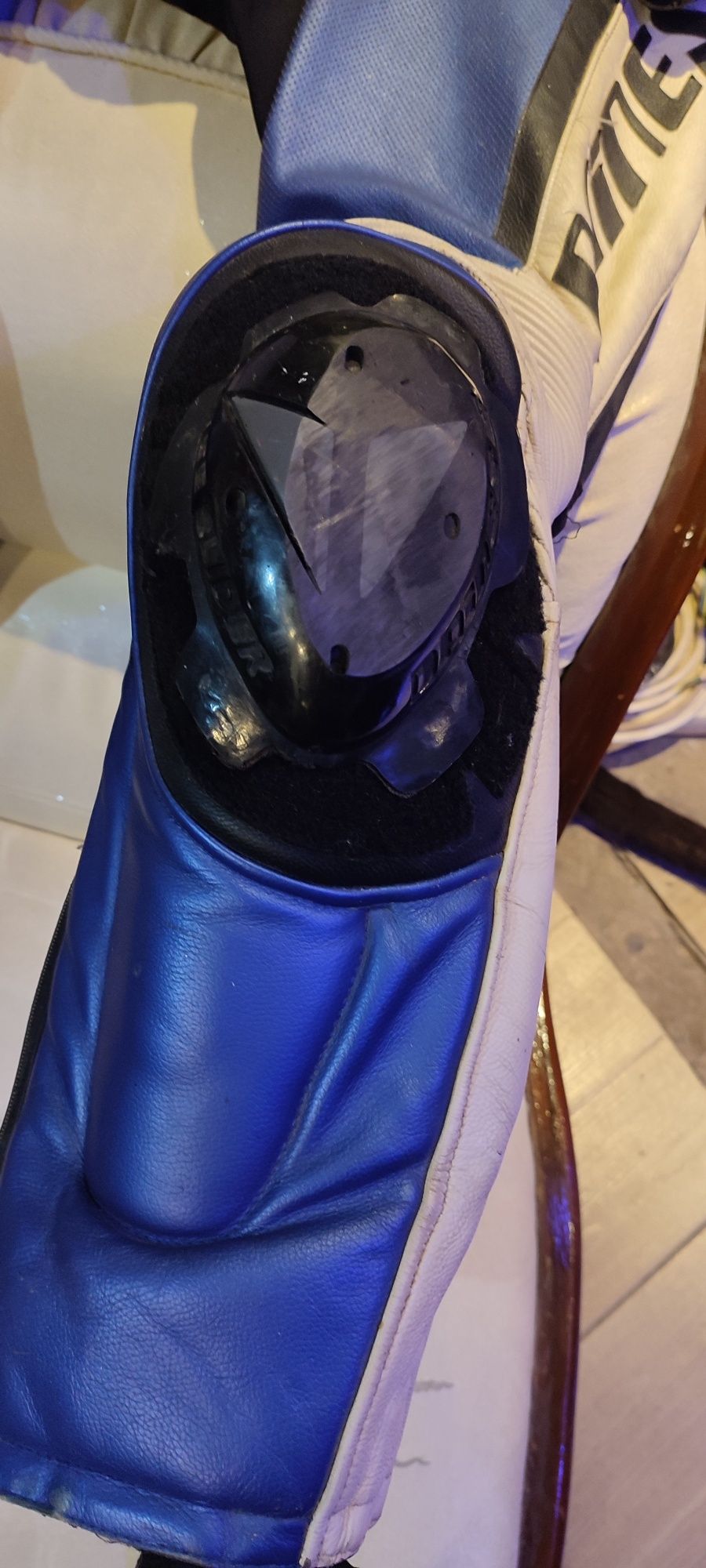 Кожен мото екип Dainese