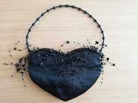 Малка черна чанта Collistar с форма на сърце