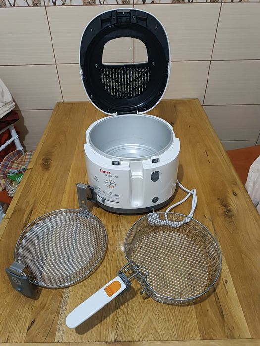 Friteuză electrică