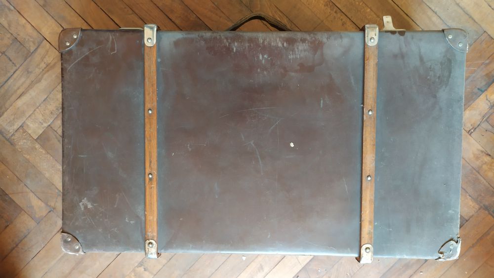 Стар куфар "Туристъ"