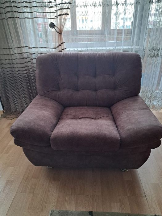 Диван и кресло кожа