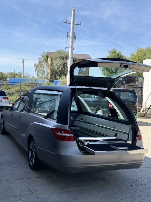 Dric funerar Mercedes
