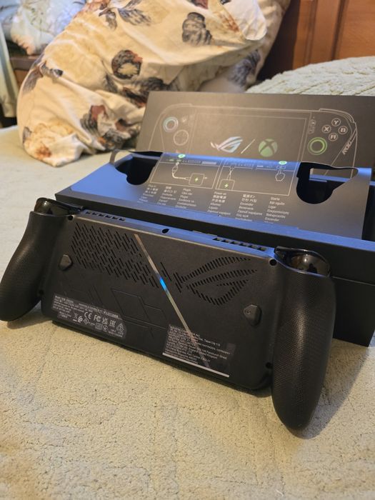 Asus RoG xbox ally X нов 24 месеца гаранция