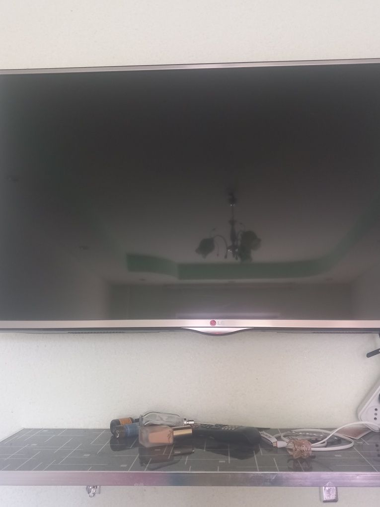 42талик телевизор LG сифати яхши