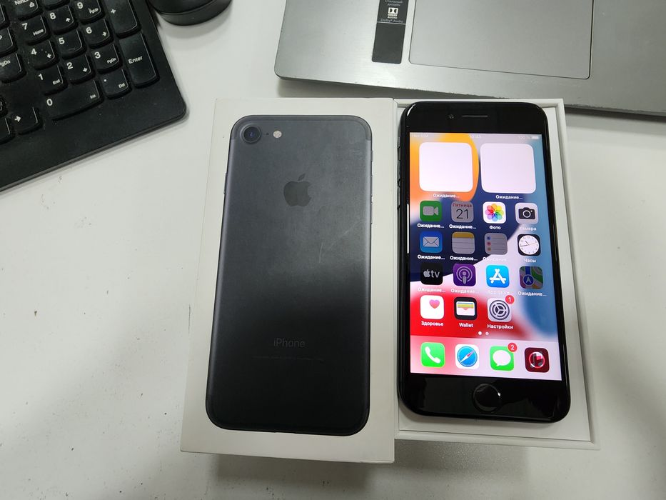 Iphone 7 LL/A Matte Black 128GB Batareka 100% Ideal Karobka DK bor