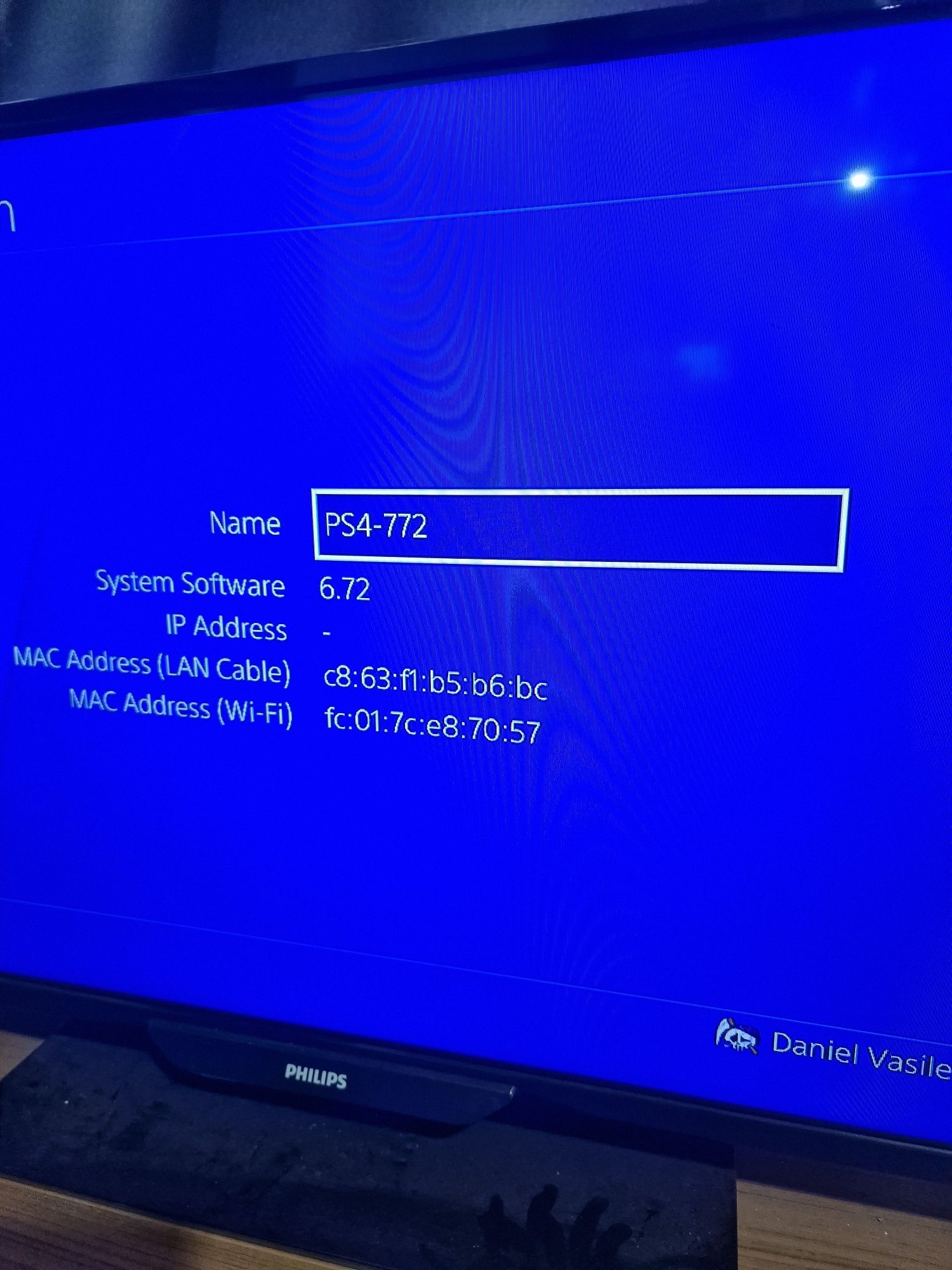 Playstation 4 slim 6.72 1 tb