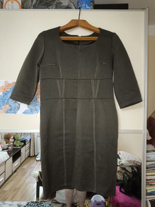 Платье теплое осень-весна.