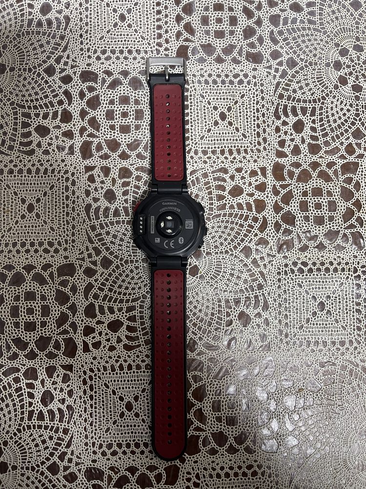 Ceas Garmin Forerunner 235