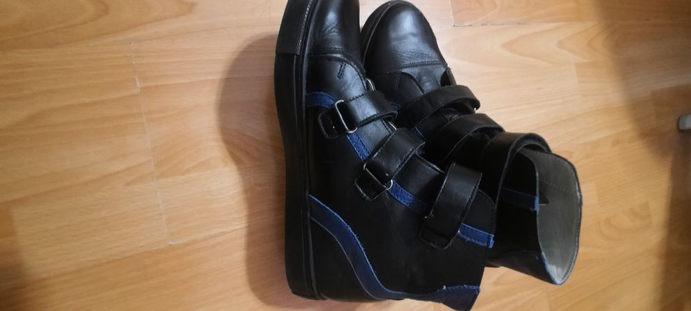 Боти на Колев и Колев