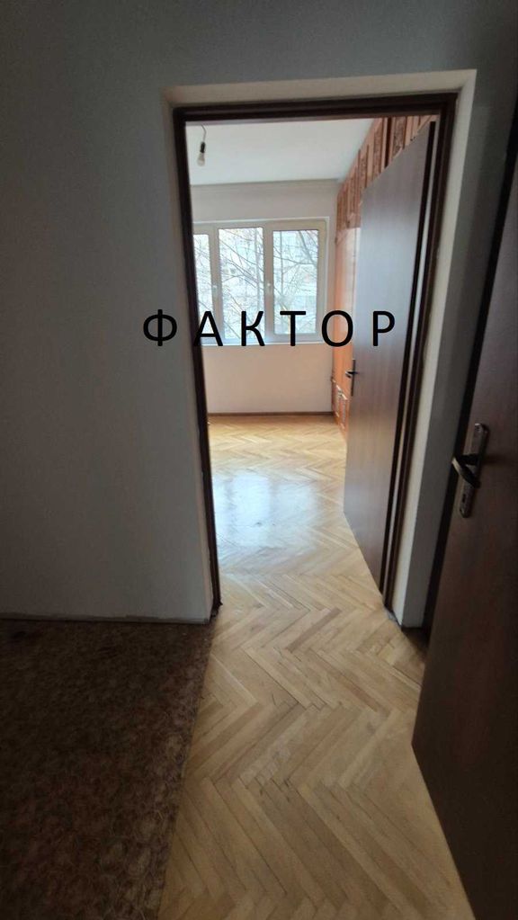 Продава се Двустаен апартамент в Пловдив, Христо Смирненски - 70 кв.м за 1258 €/кв.м - Снимка #10