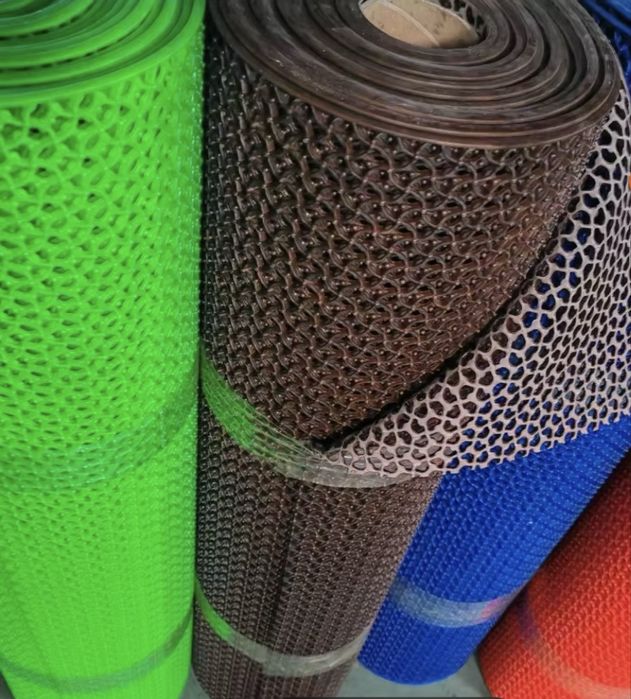 Анти скользящий коврик резиновый от 90см