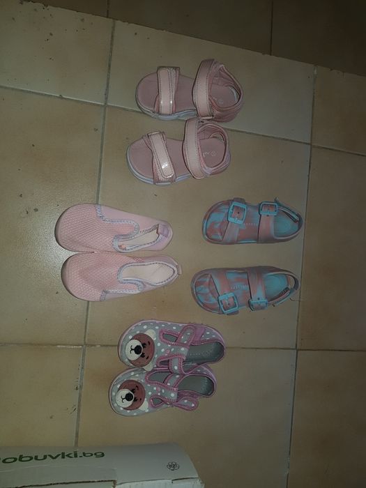 Лот сандали и пантофи 23номер.