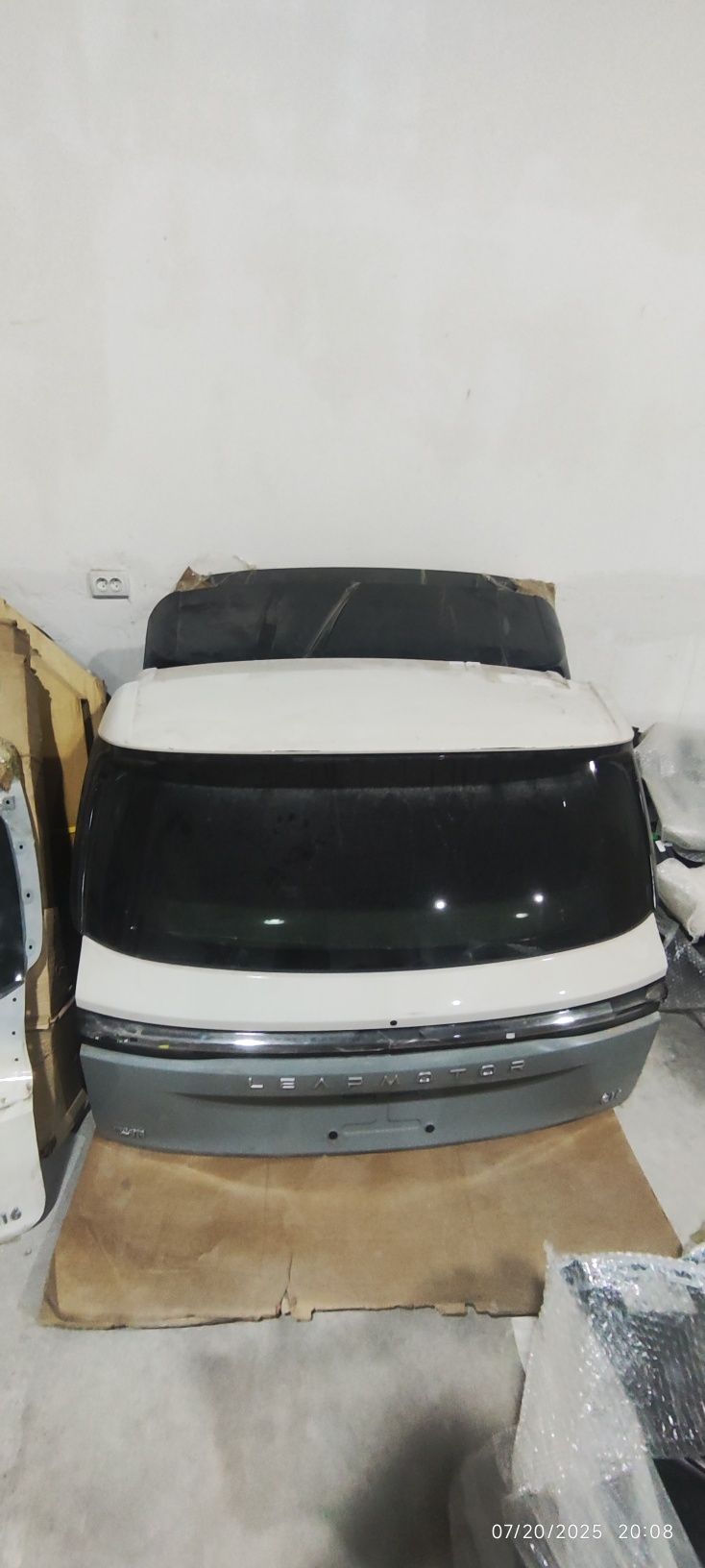 Leapmotor zapchast, Lipmotors bamper oldi orqa.