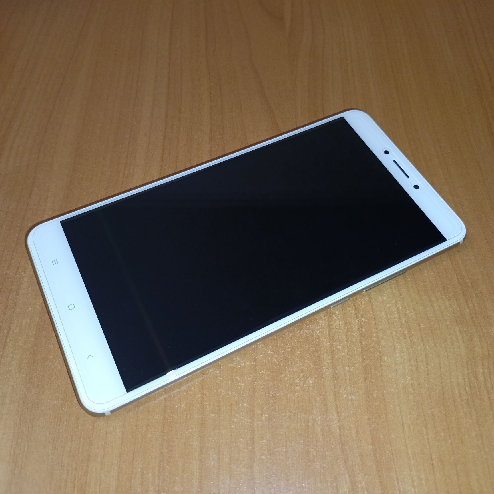 Xiaomi Mi Max 2 Гигант Как новый