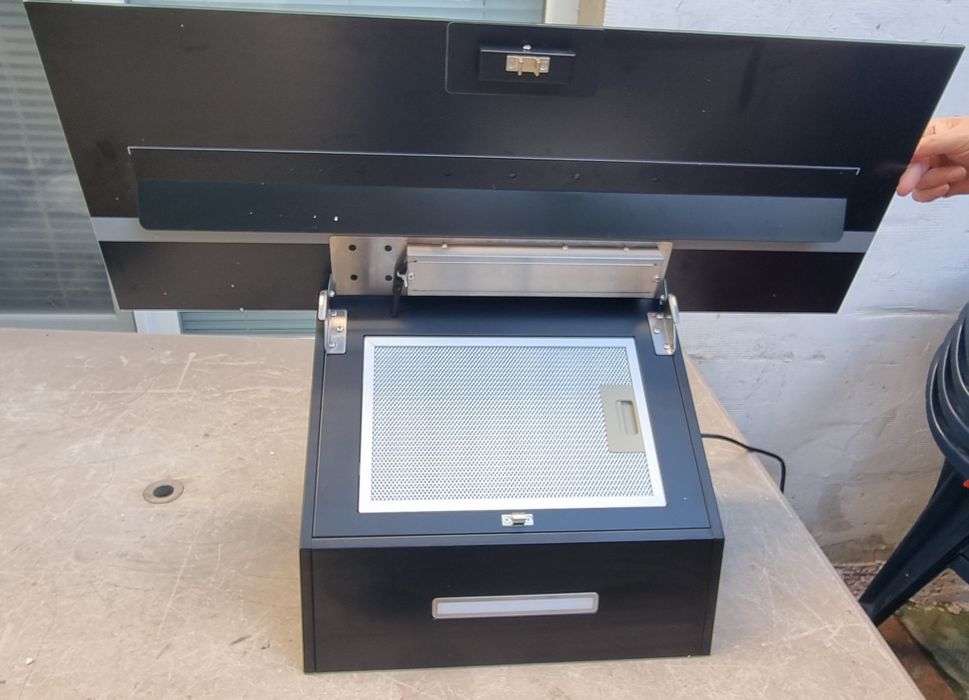 Абсорбатор Klarstein 47w черен неработещ