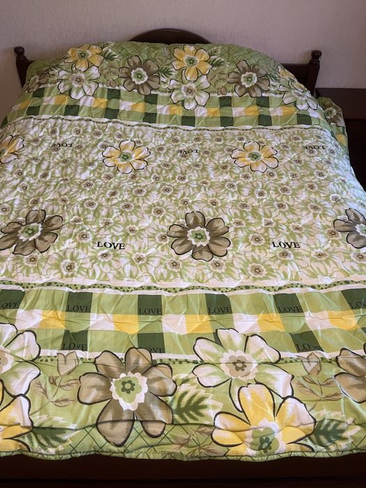 Одеяла зимнии двухспалка и полуторка