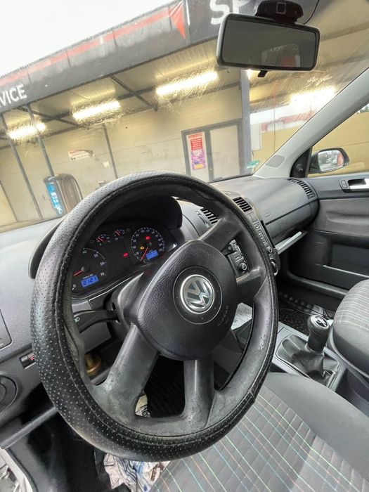 Volkswagen polo an 2006