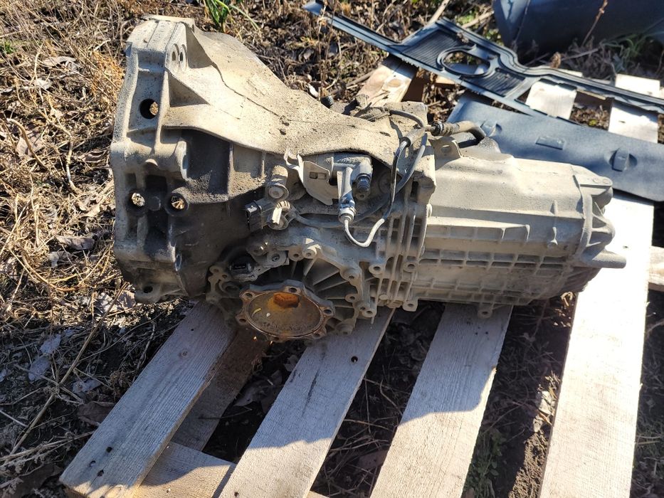 Cutie viteze manuala  Motor  audi a4 b6 2.0 benzina Alt