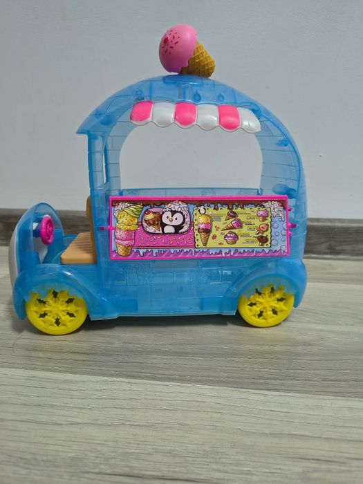 Jucarie masina de inghetata