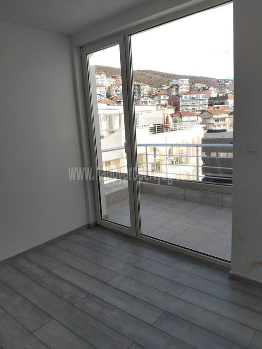 Продава се Двустаен апартамент в Свети Влас - 68 кв.м за 955 €/кв.м - Снимка #4