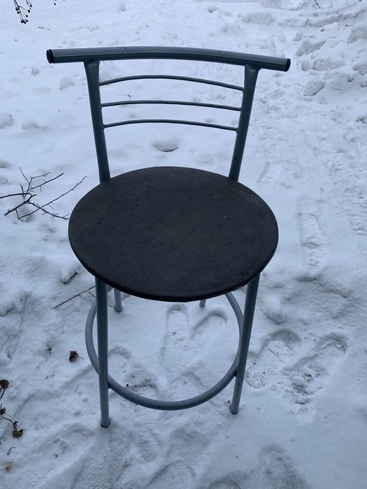 Продам барные стулья в хорошем состоянии