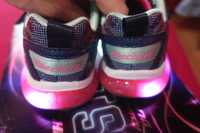 Skechers Lights,pantofi calapod mediu/ingust,lumini,model rar,31-32