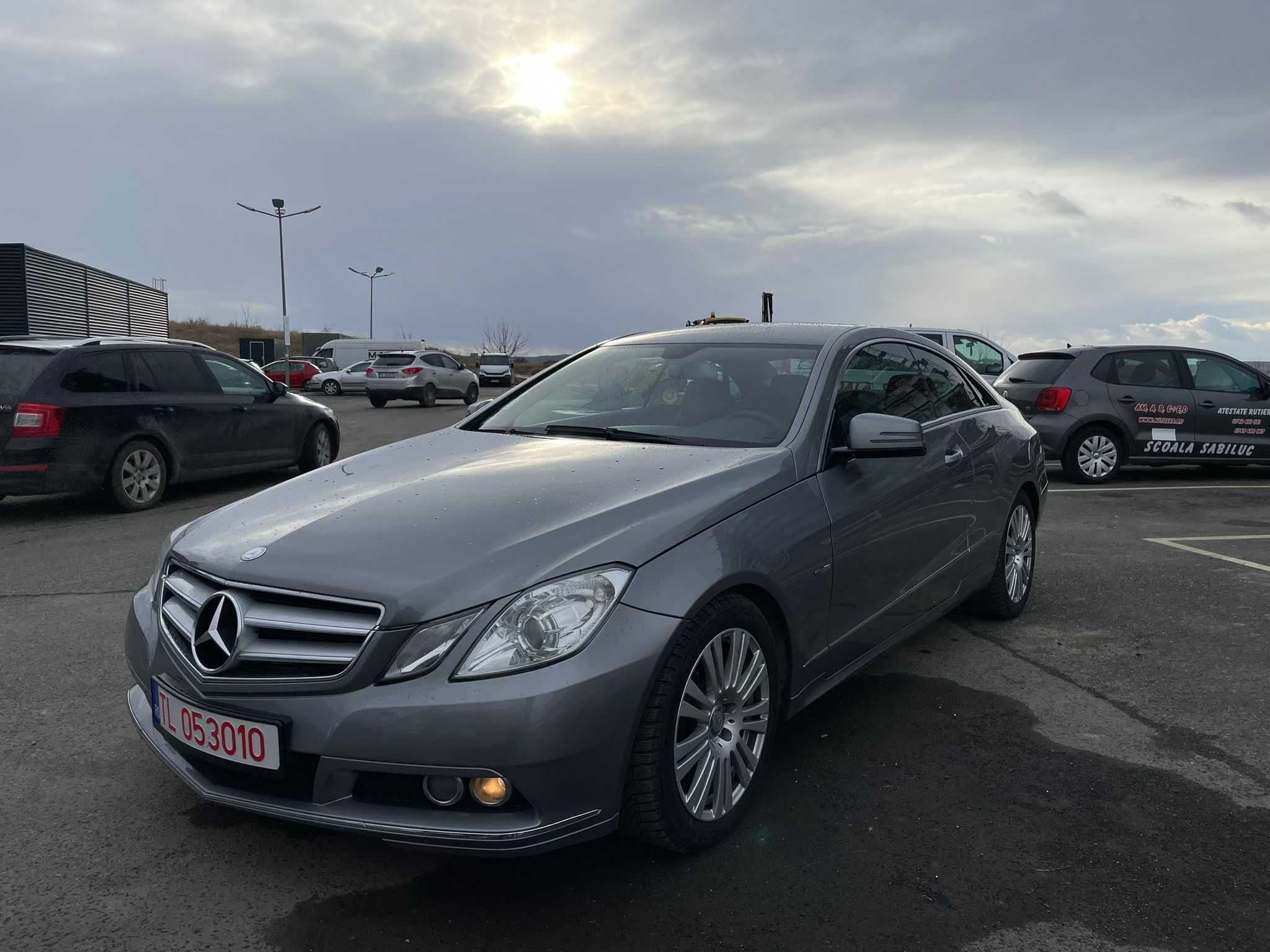 Mercedes-Benz E220 CDI Coupe sau schimb