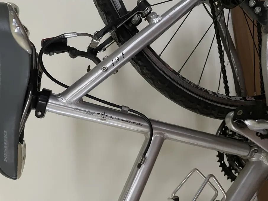Bicicleta trekking barbati Shimano XT si bicicleta dama Nishiki Hybrid