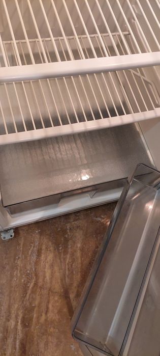 Отлично работещ хладилник