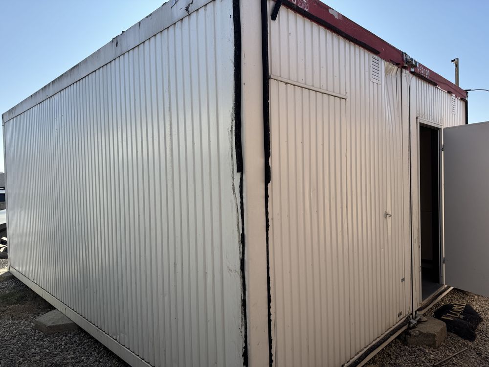 Vand/inchiriez container dublu 6/4,8 metri
