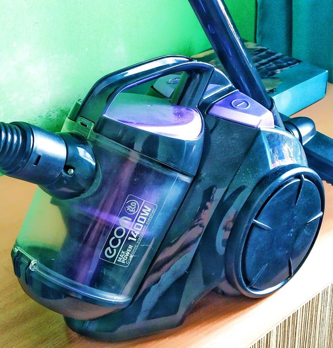 Продам Пылесос Фильтровой