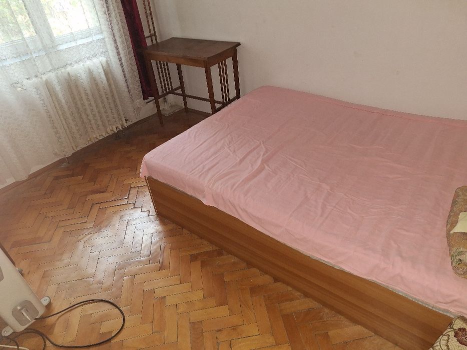 Apartament cu 4 camere