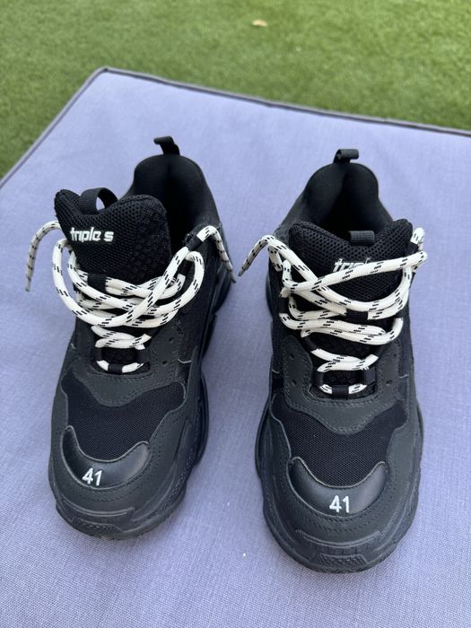 Balenciaga Triple S barbati