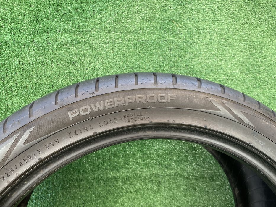 Set 2 anvelope vara Nokian Tyres Powerproof 225 45 19 96W Dot 0422 6mm