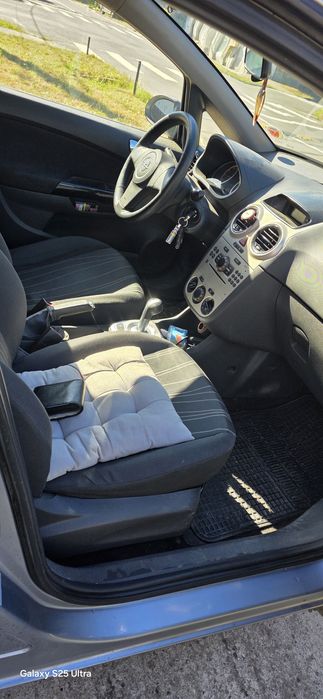 Opel CORSA D 2008