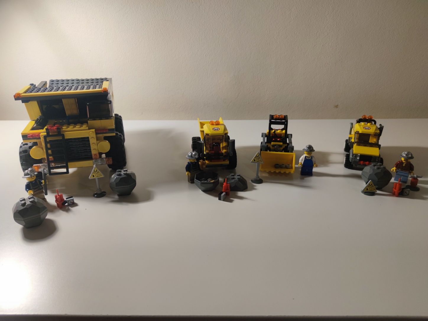 3 set-uri Lego city "mineri "