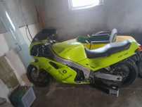 Vând motor yamaha