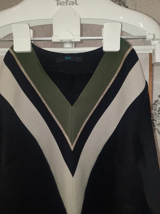 Көйлек сатылады.