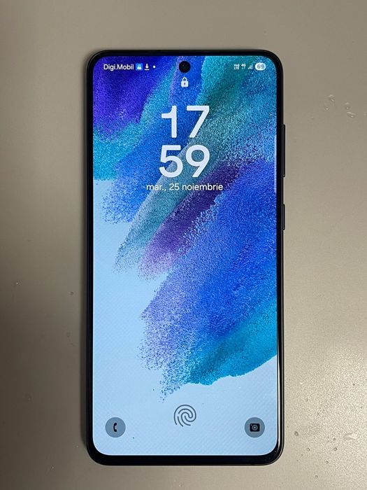 Telefon Samsung S21 F5G 1100 lei