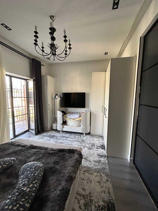 казахстан юнусабад 2х ком с ремонтом подключ студия Метро Минор 69м2;