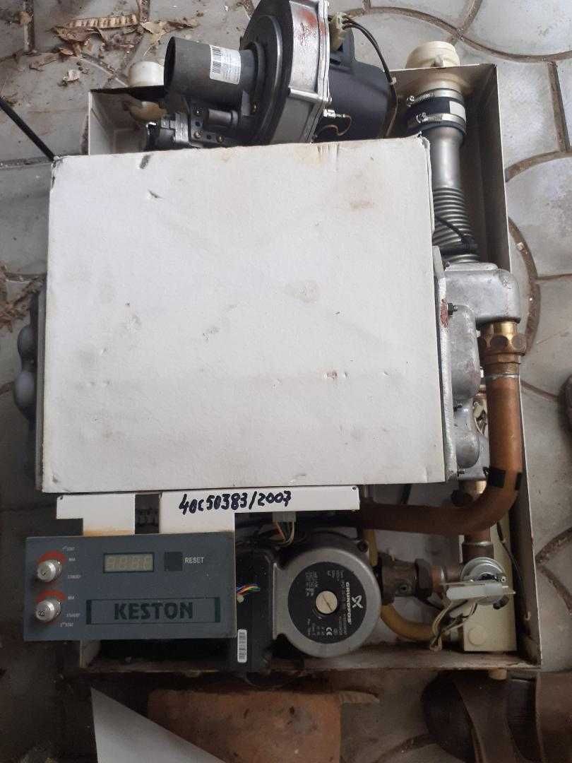 centrala termica Keston 40kw, pentru piese