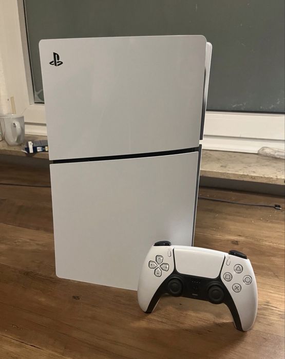 Vand/schimb Playstation 5 slim ( ps5 )