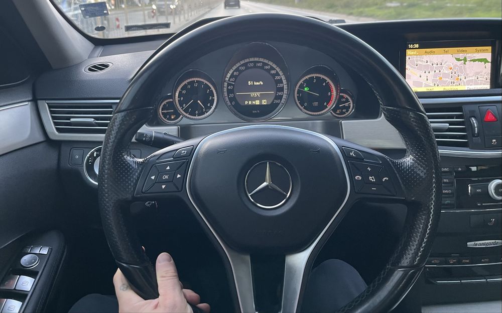 Mercedes E250 Avangard