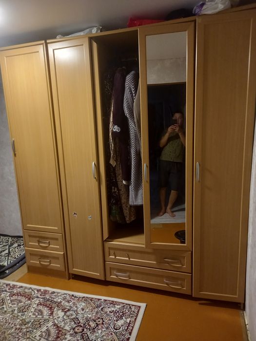 Отдам даром шкаф
